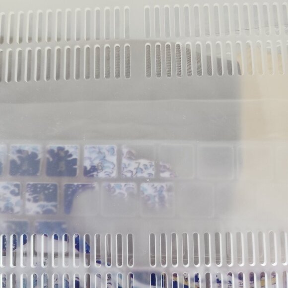 Mosiso Plastic Pattern Hard Shell Case MacBook Pro 13" NWT Sea Wave Clear Base - Picture 3 of 4